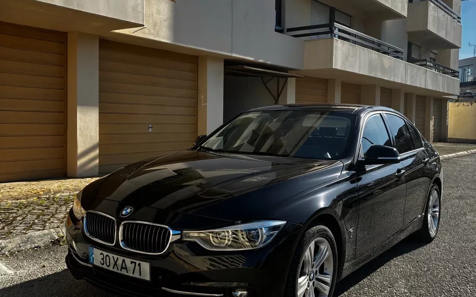 BMW 330