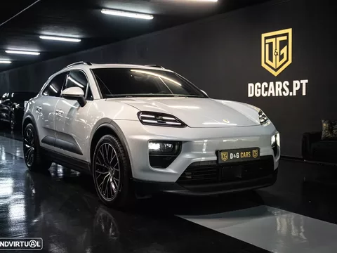 Porsche Macan Electric 4