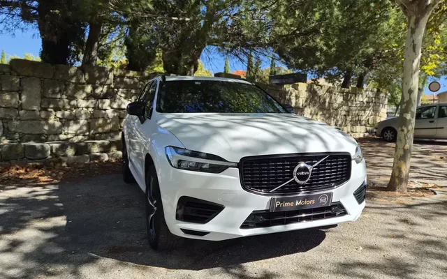 Volvo XC 60 2.0 T6 PHEV R-Design AWD