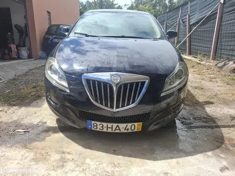 Lancia Delta 1.6 M-Jet Platino