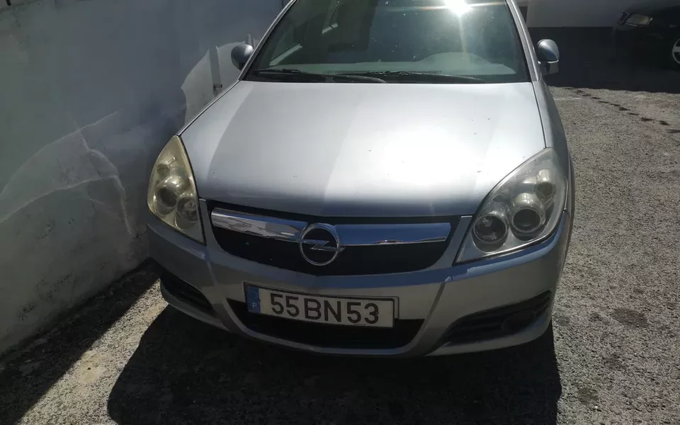 Opel Vectra Caravan 1.9 CDTi Cosmo FP