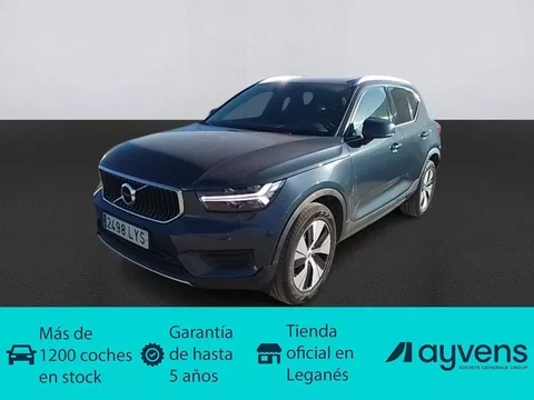 VOLVO XC40 XC40 T3 Momentum Pro