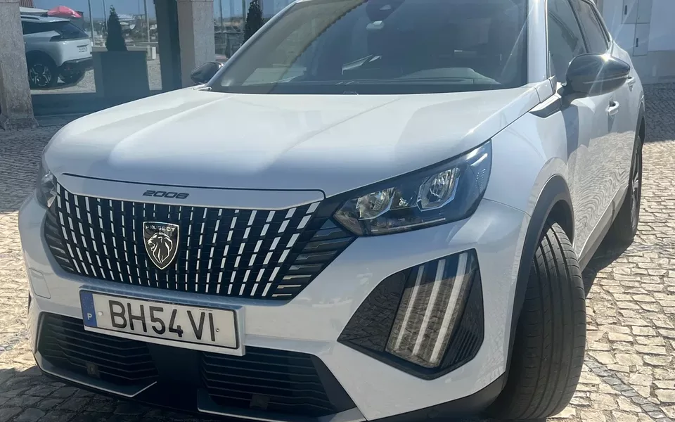 Peugeot 2008 1.2 PureTech Allure
