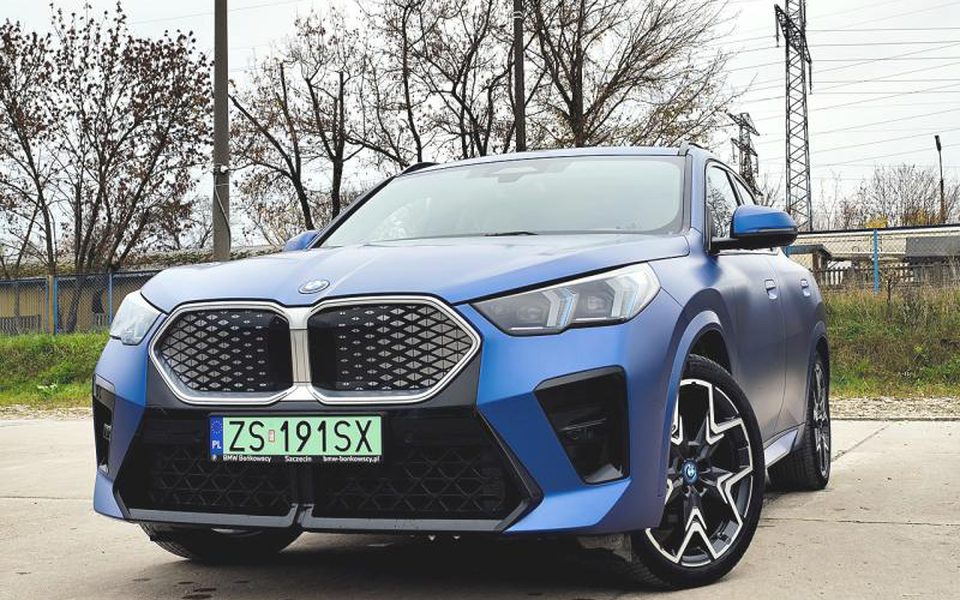 BMW IX2 2024