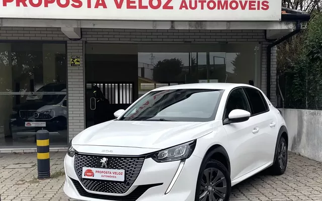 Peugeot e-208 E-Style