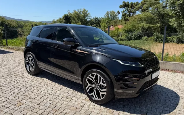 Land Rover Range Rover Evoque P300e R-Dynamic SE
