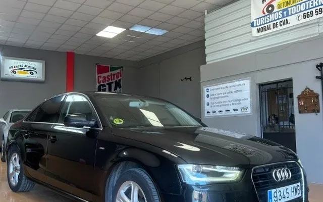 AUDI A4 A4 2.0TDI DPF S line edition 150