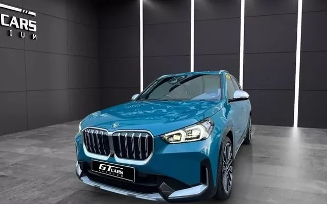 BMW X1 iX1 xDrive30A