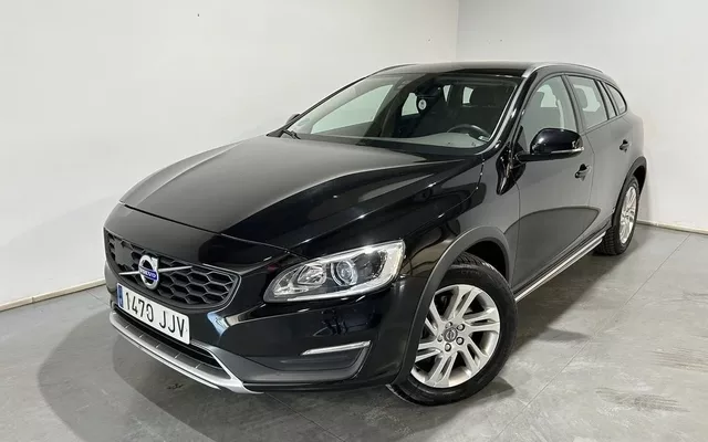 VOLVO V60 Cross Country V60 Cross Country D4 Momentum AWD Aut.