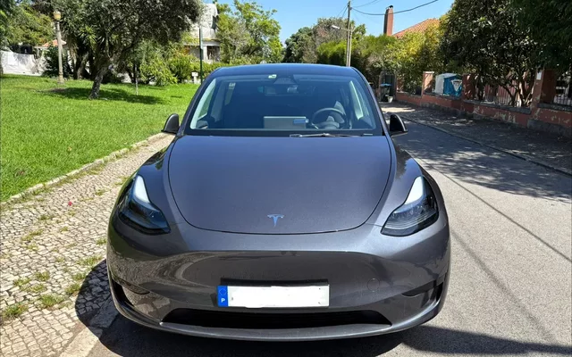 Tesla Model Y Tração Traseira