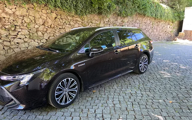 Toyota Corolla 1.8 Hybrid Comfort+P.Sport