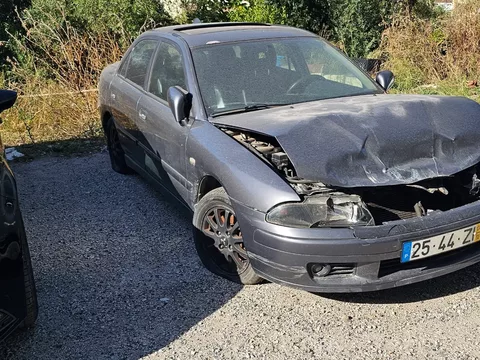 Mitsubishi Carisma SD 1.9 Di-D HP Eleg.