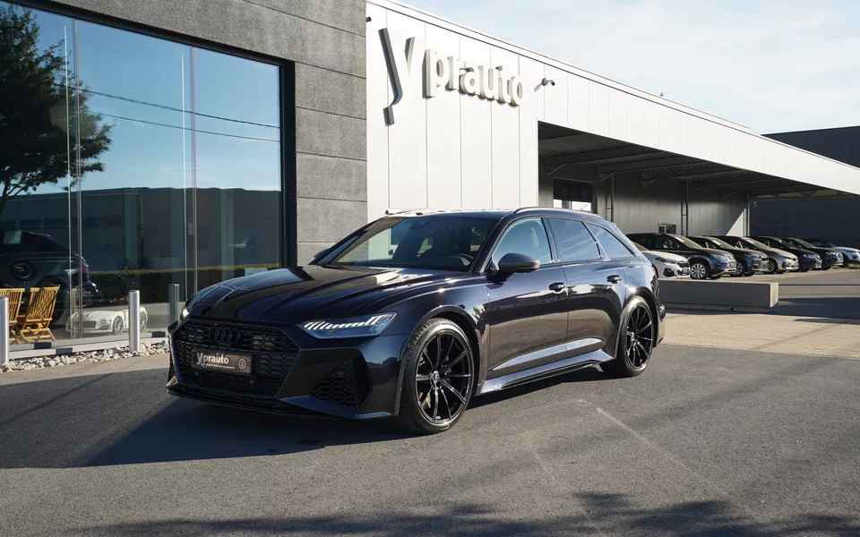 AUDI RS 6 Performance 630 pk Lichte vracht Mogelijk Quattro Panoramadak Head-Up Standverwarming B&O Standverwarming Trekhaak