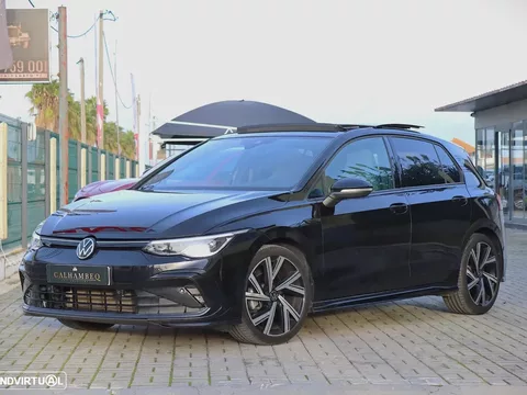 VW Golf 1.5 eTSI R-Line DSG