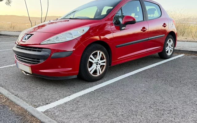 Peugeot 207 1.4 16V Sport