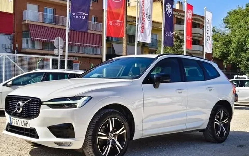 VOLVO XC60 R-Design B4 Diesel