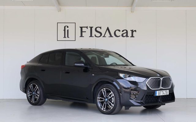 BMW IX2 EDRIVE20 PACK DESPORTIVO M