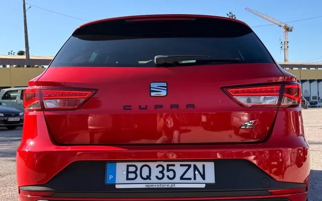 SEAT Leon ST 2.0 TSI S&S DSG Cupra 290