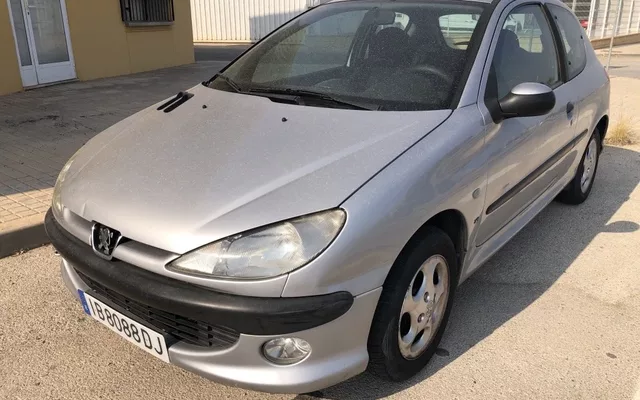 PEUGEOT 206 206 1.6 XS