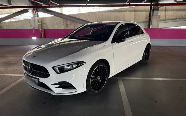 Mercedes-Benz A 250 e 8G-DCT AMG Line Advanced Plus