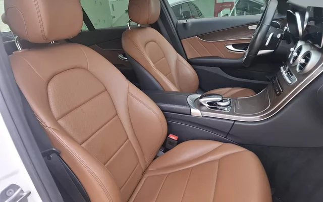 Mercedes-Benz C 200 4Matic 9G-TRONIC Exclusive