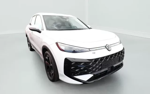 Volkswagen T-roc 150 DSG R-LINE Zéro km immatriculé