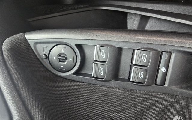 FORD Focus Focus 1.5TDCi Red&Black Edition 120