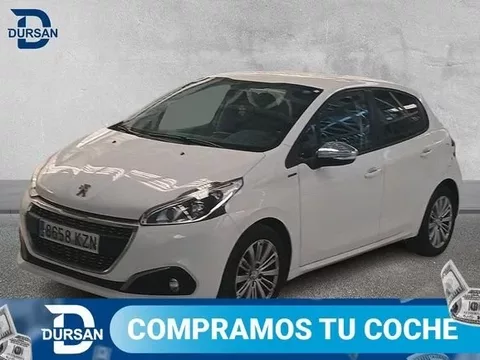 PEUGEOT 208 208 1.2 PureTech S&S Signature 82