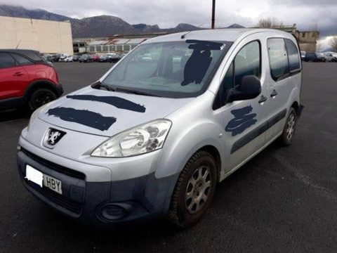 PEUGEOT Partner Tepee 1.6HDI Outdoor 92