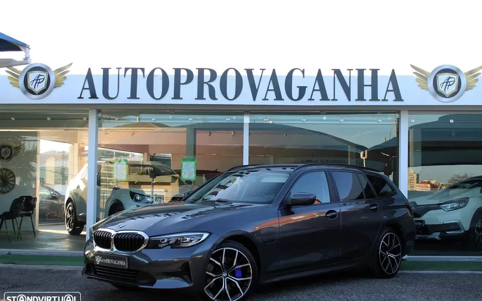 BMW 330
