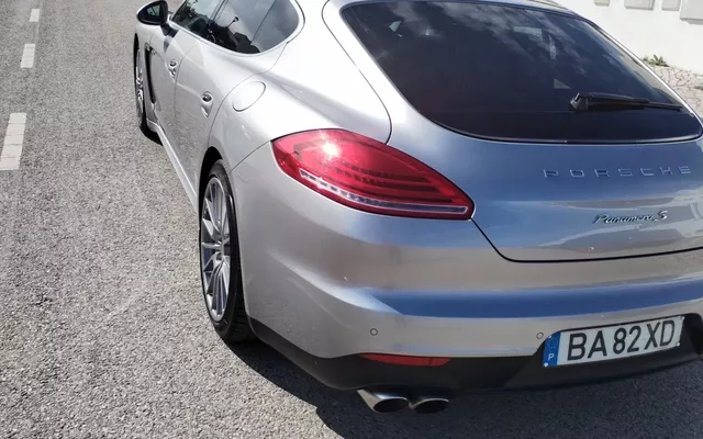 Porsche Panamera S Hybrid