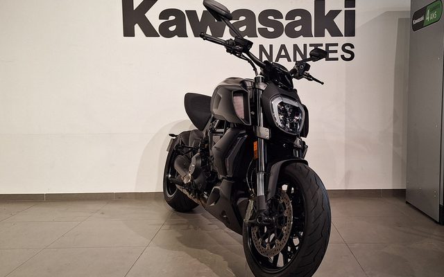 DUCATI DIAVEL 1250 | Village motos