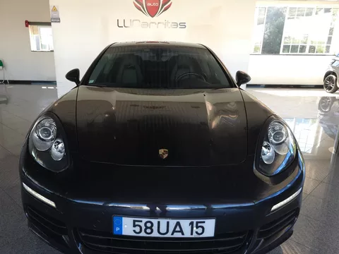 Porsche Panamera 3.0 V6