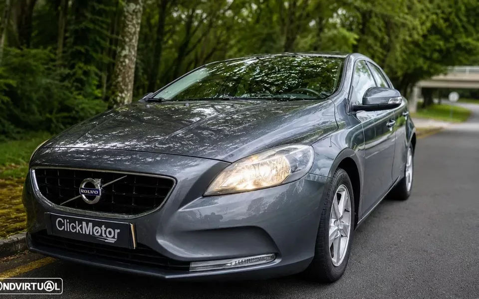 Volvo V40