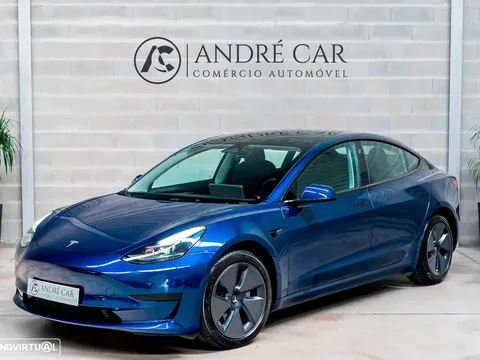 Tesla Model 3 Standard Range Plus RWD