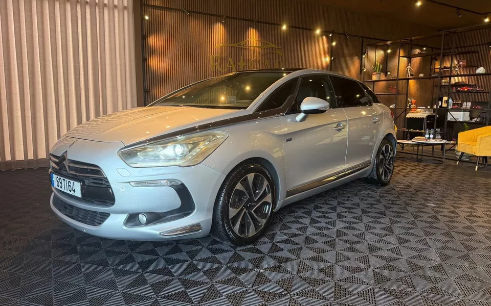 Citroën DS5 2.0 HDi Hybrid4 Sport Chic CMP6