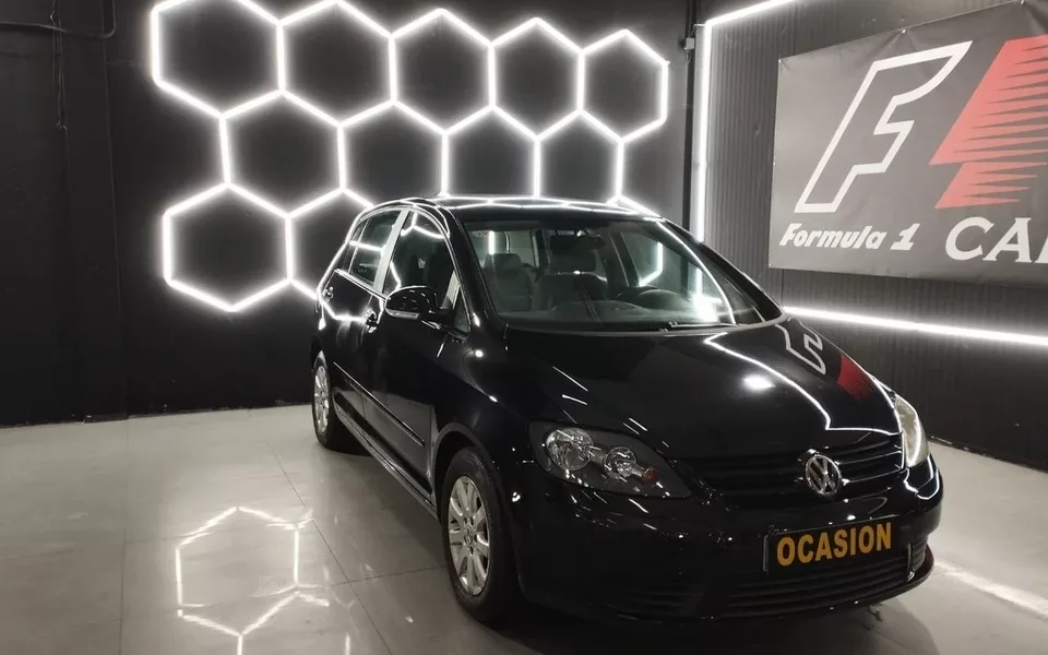 VOLKSWAGEN Golf Golf Plus 2.0TDI Highline - 6980€ en Jaen