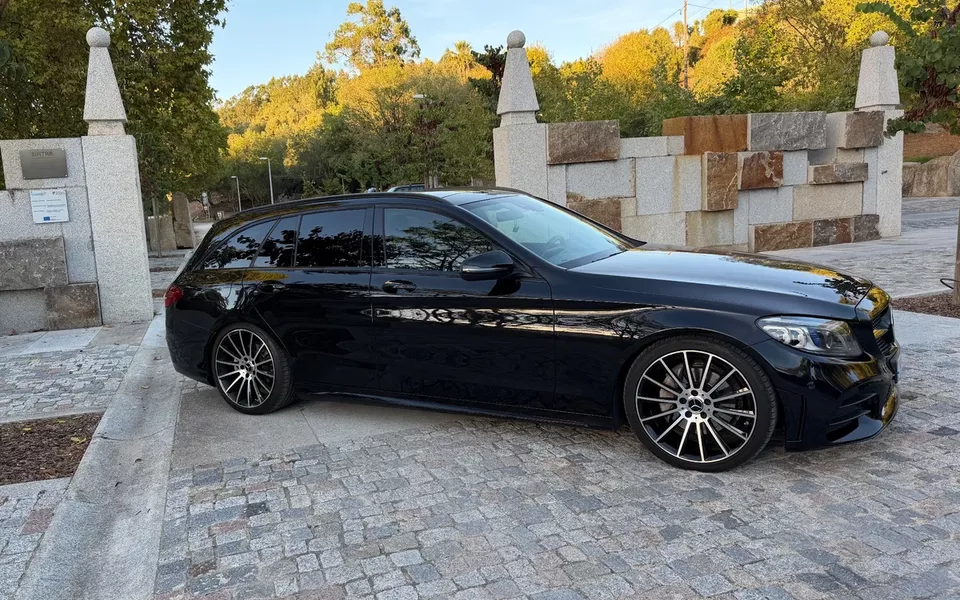 Mercedes-Benz C 220