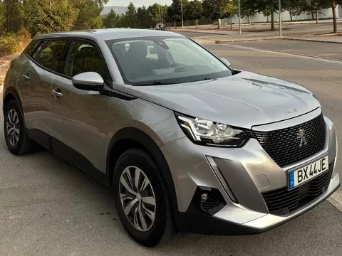 Peugeot e-2008 50 kWh Active