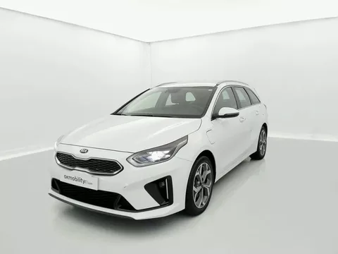 KIA Ceed 1.6 GDi PHEV 141cv eTech