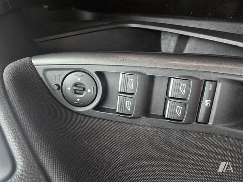 FORD Focus Focus 1.5TDCi Red&Black Edition 120