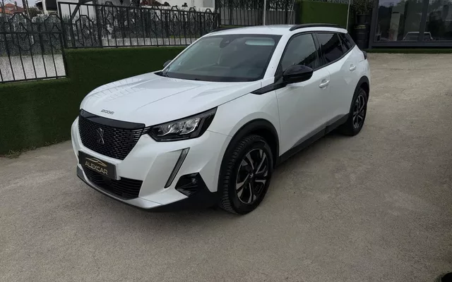 Peugeot 2008 1.2 PureTech Allure EAT8