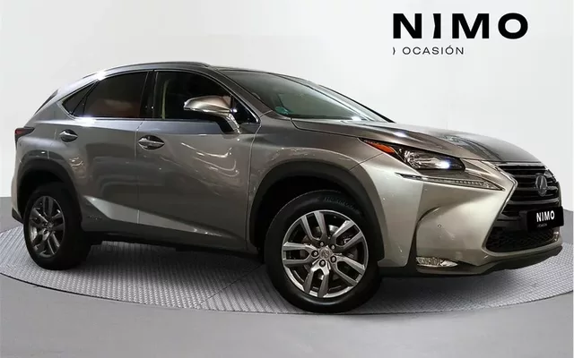 LEXUS NX NX 300h Executive 4WD Tecno + Navibox