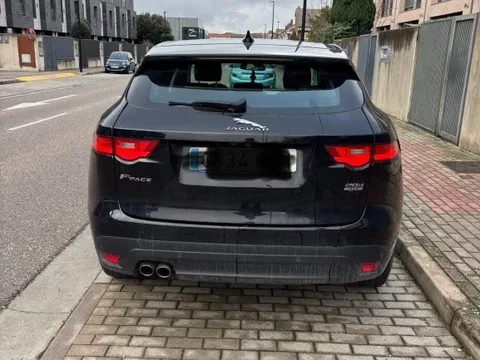 JAGUAR F-Pace F-Pace 2.0i4D Pure Aut. AWD 180