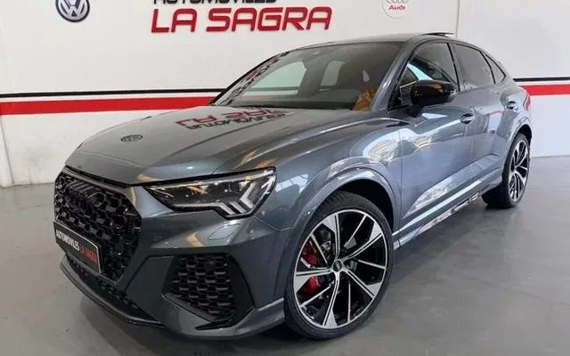 AUDI Q3 Genuine Edition