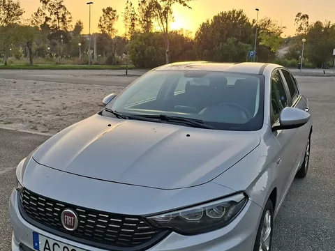 Fiat Tipo 1.3 M-Jet Lounge