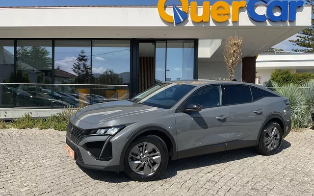 Peugeot 408 1.2 PureTech Allure EAT8