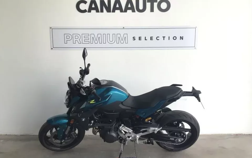 BMW F900R Roadster / Naked Bike