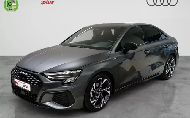 AUDI A3 A3 Sedán TDI S line S tronic 110kW