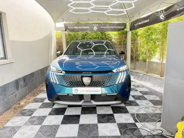 Peugeot 3008 2025 Hybrid 145 e-DSC6 GT